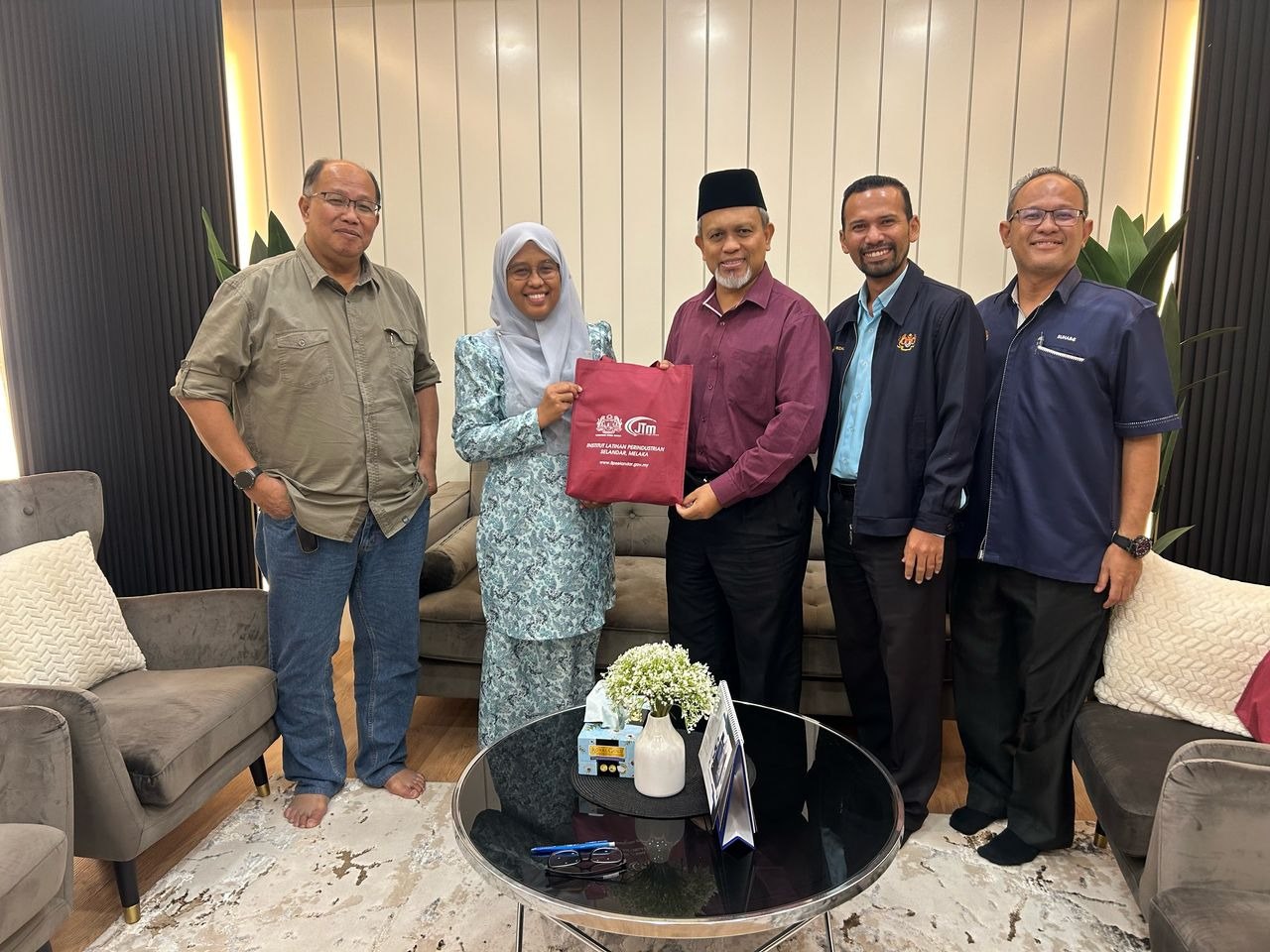 𝗞𝗼𝗹𝗮𝗯𝗼𝗿𝗮𝘀𝗶 𝗞𝗲𝗿𝗷𝗮𝘀𝗮𝗺𝗮 𝗣𝗶𝗻𝘁𝗮𝗿 𝗧𝗦𝗕 &amp; 𝗔𝗗𝗧𝗘𝗖 𝗝𝗧𝗠 𝗞𝗮𝗺𝗽𝘂𝘀 𝗦𝗲𝗹𝗮𝗻𝗱𝗮𝗿