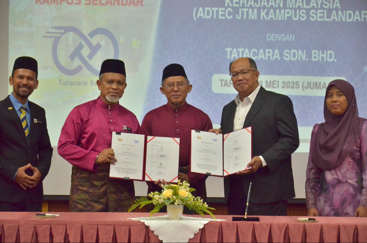 Majlis menandatangani kolabrasi latihan diantara Tatacara Sdn. Bhd. dan Adtec JTM Kampus Selandar